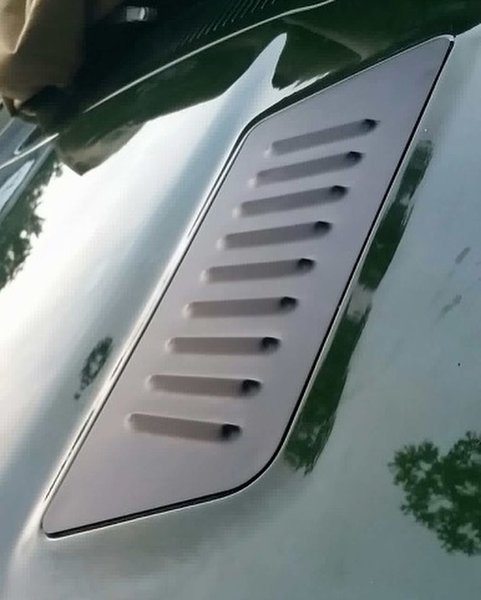 Louvered 280Z Hood Vents