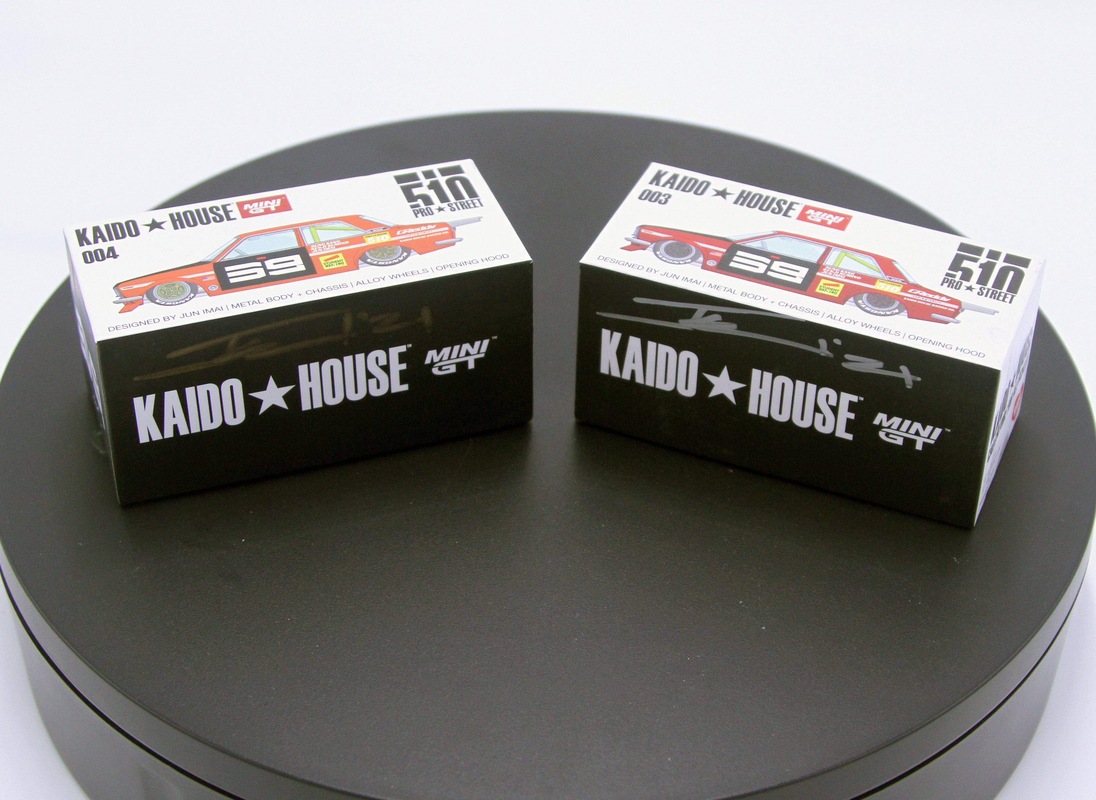 AUTOGRAPHED by Jun Imai Kaido House X Mini GT 1:64 Pro Street Datsun 510 X 2