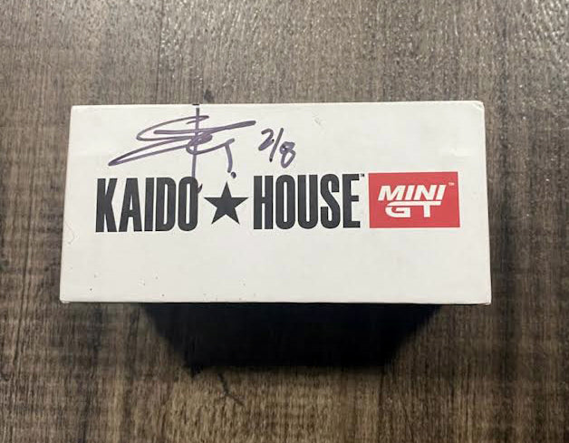 AUTOGRAPHED #2/8 by Jun Imai Kaido and Sung Kang House x Mini GT 1:64 Pro Street Datsun 510